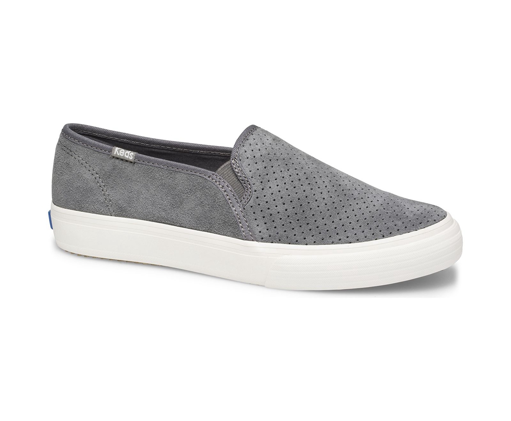 Slip Ons Keds Mujer Grises - Double Decker Perf Suede - 6598-YNOKL